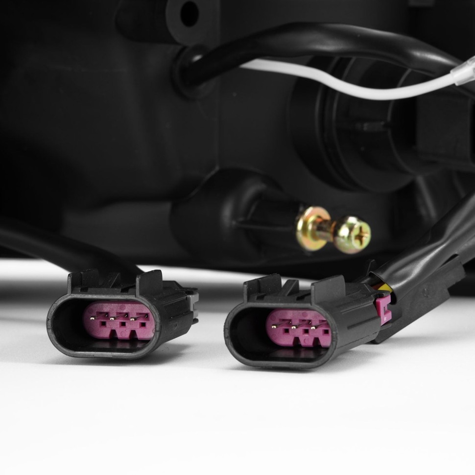 Комплект передних Led фар Dodge Ram 1500/2500/3500/4500/5500 09-18 LUXX-Series AlphaRex 880558