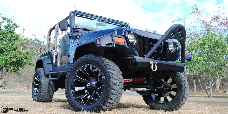 Fuel Off Road D54620201747 Assault Wheel Matte Black Milled 20x12 -43