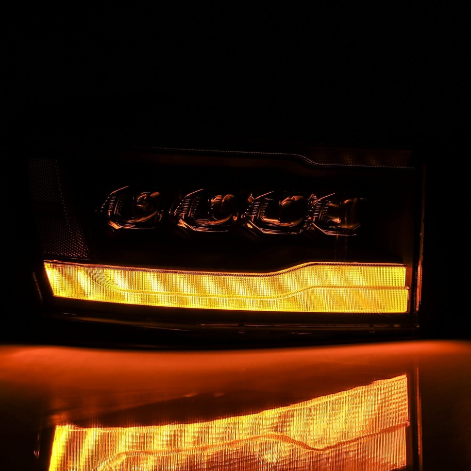 Комплект передних Led фар Dodge Ram 1500/2500/3500 06-09 NOVA-Series AlphaRex 880536