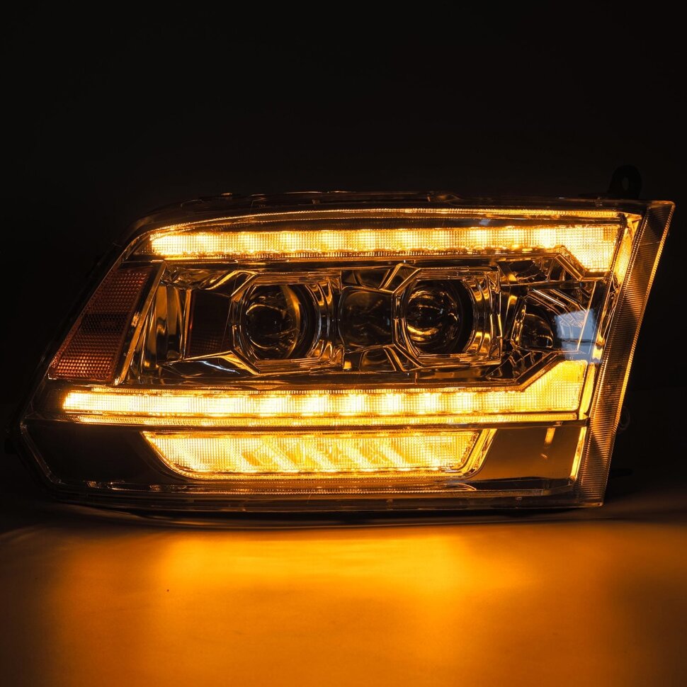 Комплект передніх Led фар Dodge Ram 1500/2500/3500/4500/5500 09-18 LUXX-Series AlphaRex 880559