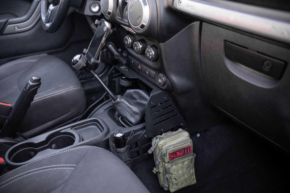 Панелі Molle консолі Jeep Wrangler JK 07-18 DV8 Offroad CCJK-01