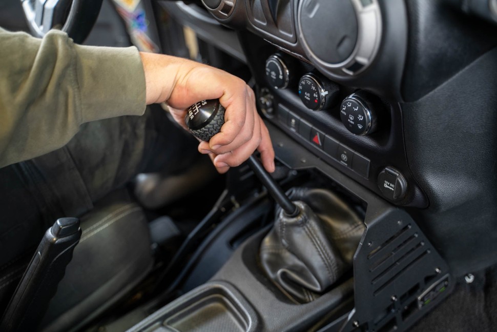 Панелі Molle консолі Jeep Wrangler JK 07-18 DV8 Offroad CCJK-01