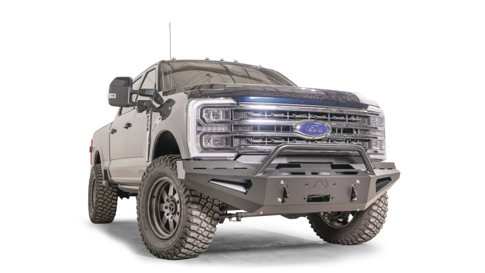 Передний бампер под лебёдку Ford F-250/F-350/F-450/F-550 23-24 Red Steel Fab Fours FS23-RS5962-1
