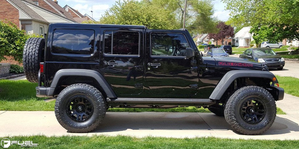 Fuel Off Road D58417857345 Recoil Wheel Matte Black 17x8.5 -6