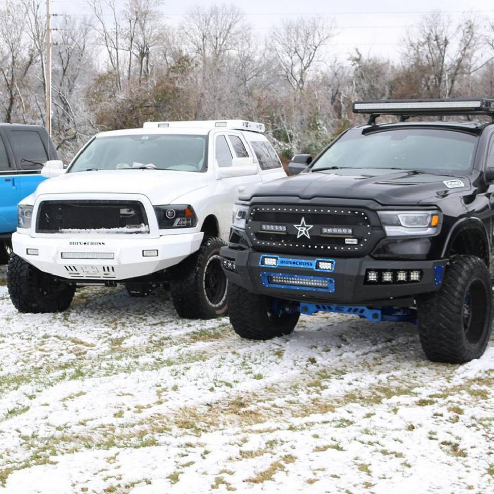 Передній бампер Iron Cross Hardline без Bar Ram 1500 New Body Style 19-20 (60-615-19)