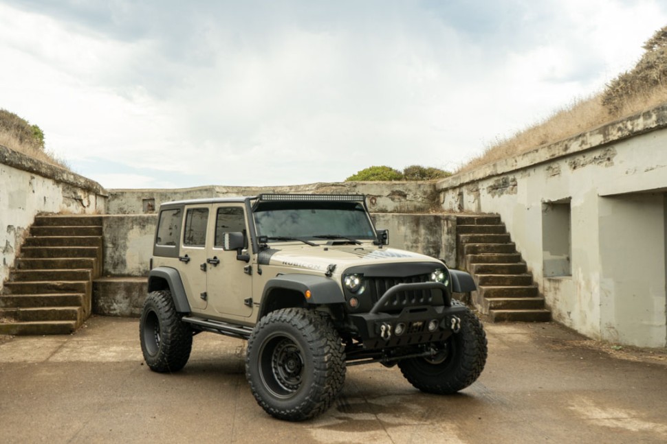 Black Rhino 2095ARY-80067G06 Armory Wheel Gun Black 20x9.5 -18