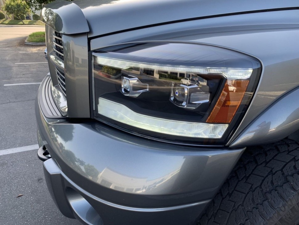 Комплект передних галогеновых фар Dodge Ram 1500/2500/3500 06-09 PRO-Series AlphaRex 880532