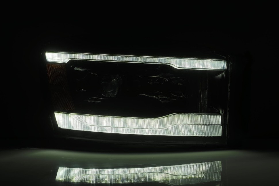 Комплект передних галогеновых фар Dodge Ram 1500/2500/3500 06-09 PRO-Series AlphaRex 880532
