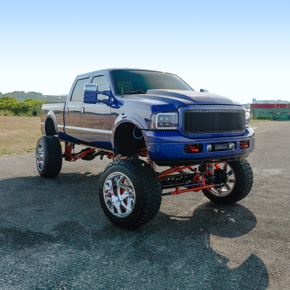 Комплект передних Led фар Ford F-250/F-350/F-450/F-550/Excursion 05-07 NOVA-Series AlphaRex 880319
