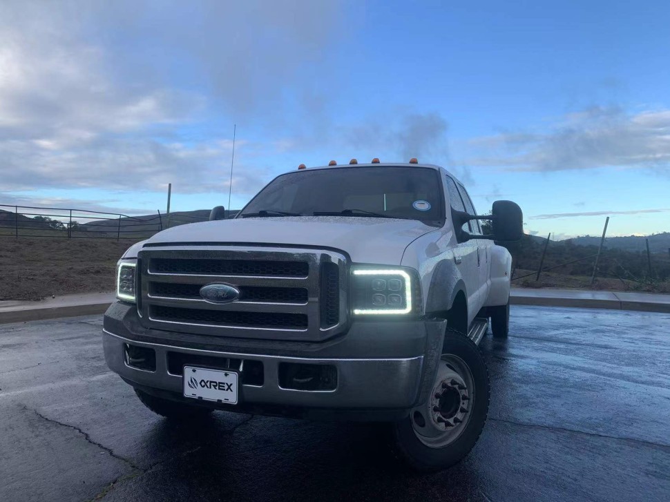 Комплект передних Led фар Ford F-250/F-350/F-450/F-550/Excursion 05-07 NOVA-Series AlphaRex 880319