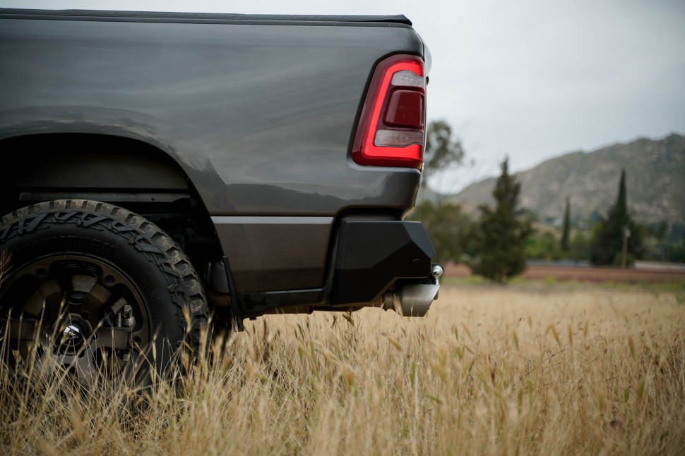 Задний бампер Dodge Ram 1500 19-24 Spec Series DV8 Offroad RBDR1-03