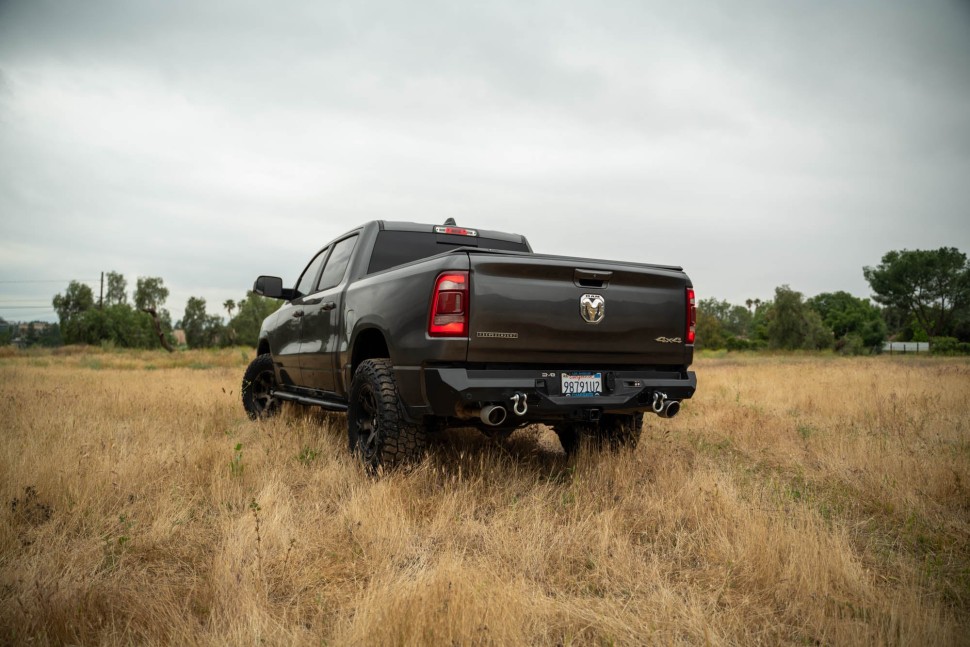 Задний бампер Dodge Ram 1500 19-24 Spec Series DV8 Offroad RBDR1-03
