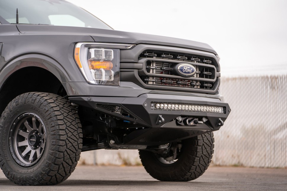 Передний бампер под лебёдку Ford F-150 21-23 Addictive Desert Designs F191422860103