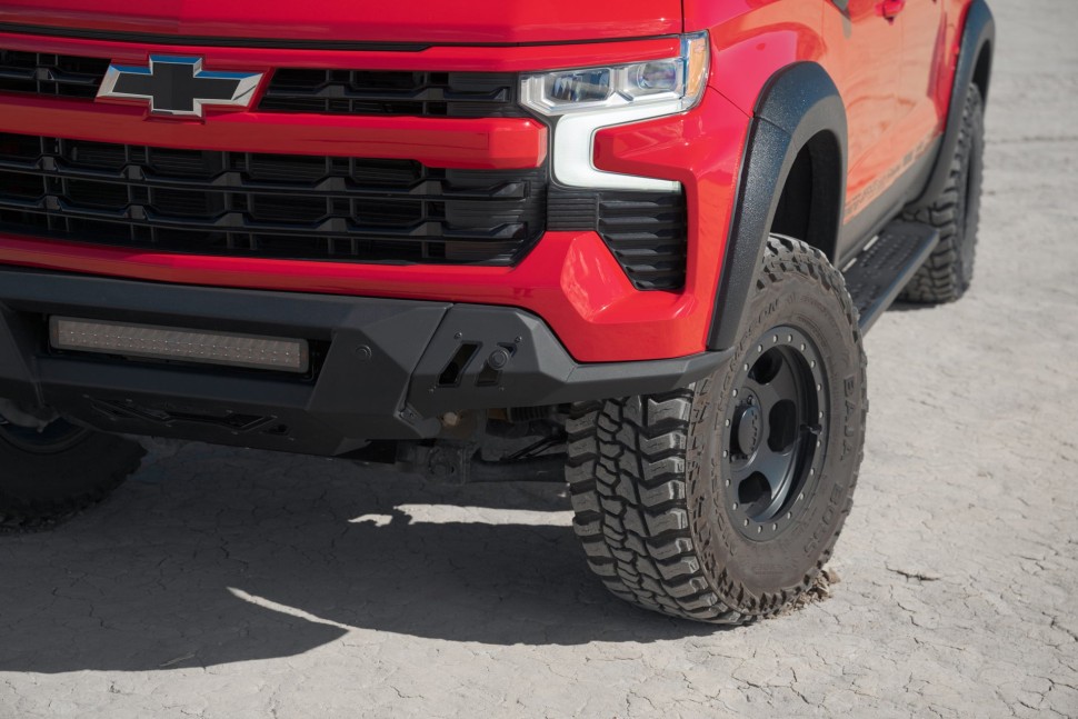 Передний бампер Chevrolet Silverado 1500 22-25 Addictive Desert Designs F140300010103