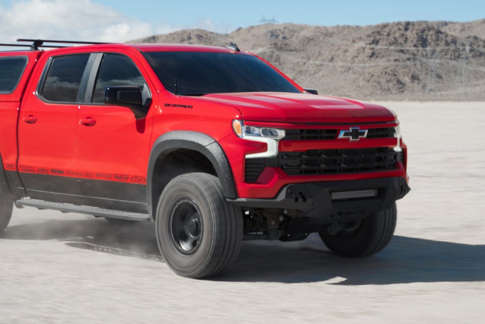 Передний бампер Chevrolet Silverado 1500 22-25 Addictive Desert Designs F140300010103