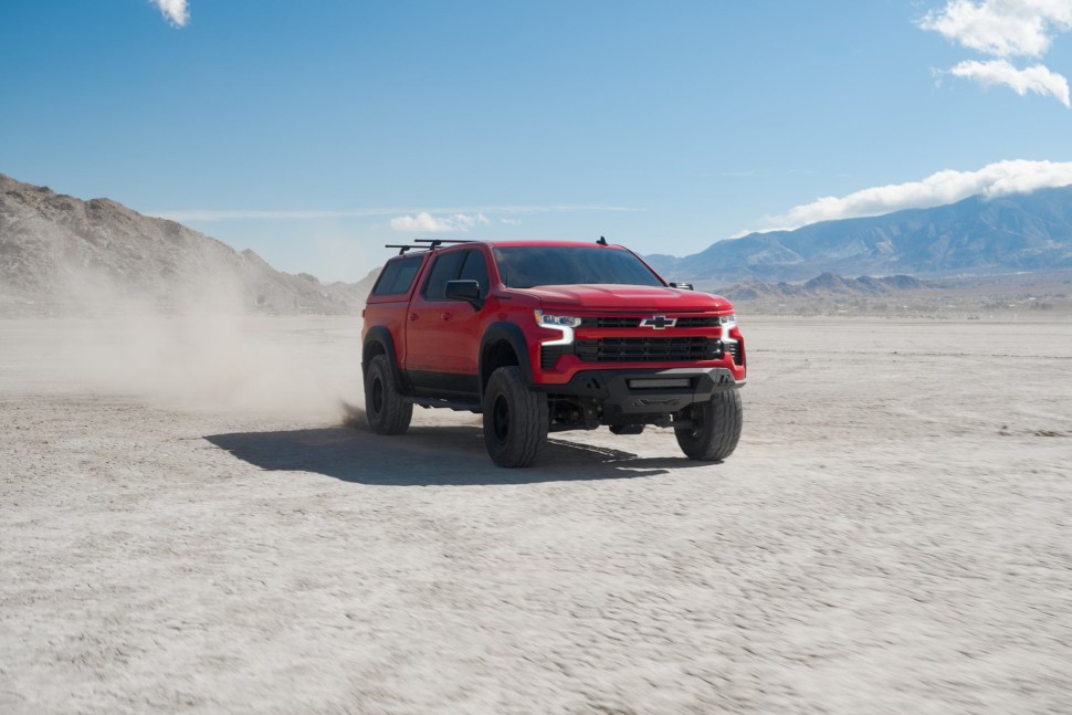 Передний бампер Chevrolet Silverado 1500 22-25 Addictive Desert Designs F140300010103