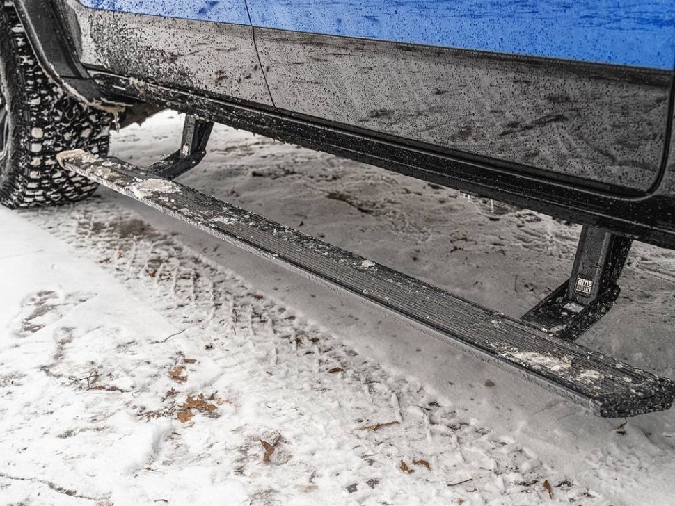 Электрические подножки Jeep Wrangler JK 07-18 PowerStep XTreme AMP Research 78121-01A