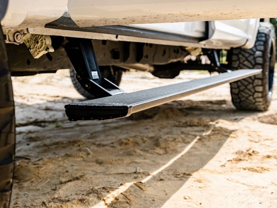 Электрические подножки Jeep Wrangler JK 07-18 PowerStep XTreme AMP Research 78121-01A