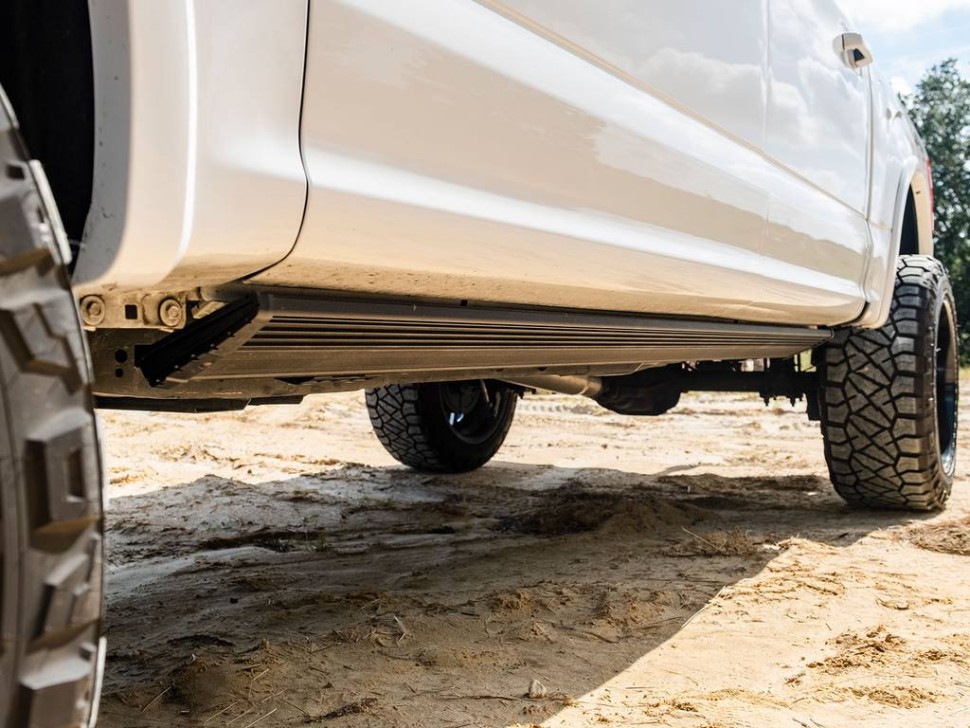 Электрические подножки Jeep Wrangler JK 07-18 PowerStep XTreme AMP Research 78121-01A