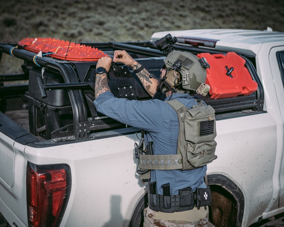 Стойки на кузов Toyota Tundra 07-21 6'7" Putco 184610