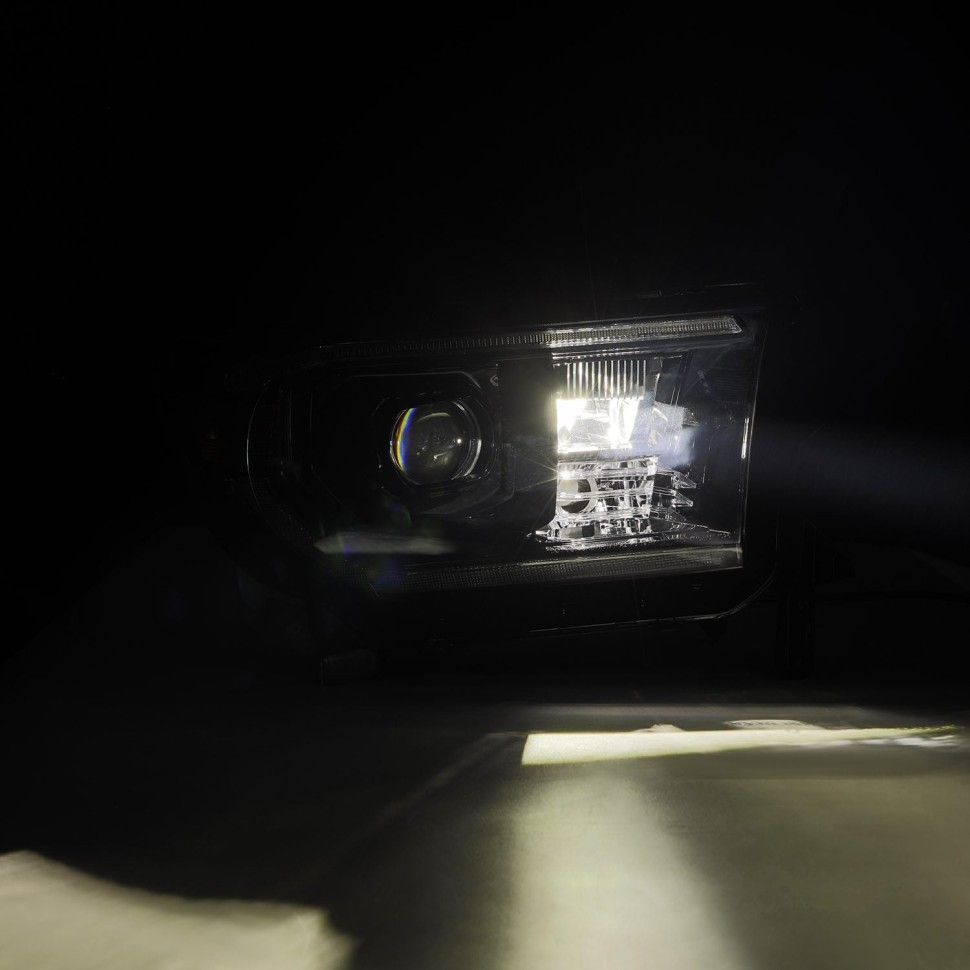 Комплект передних галогеновых фар Toyota Tundra/Sequoia 07-17 PRO-Series AlphaRex 880829