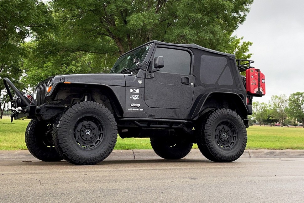 Колісний диск Black Rhino Warthog Matte Od Green W/Black Center 17x8.5 ET-18 1785WHG-85127N71