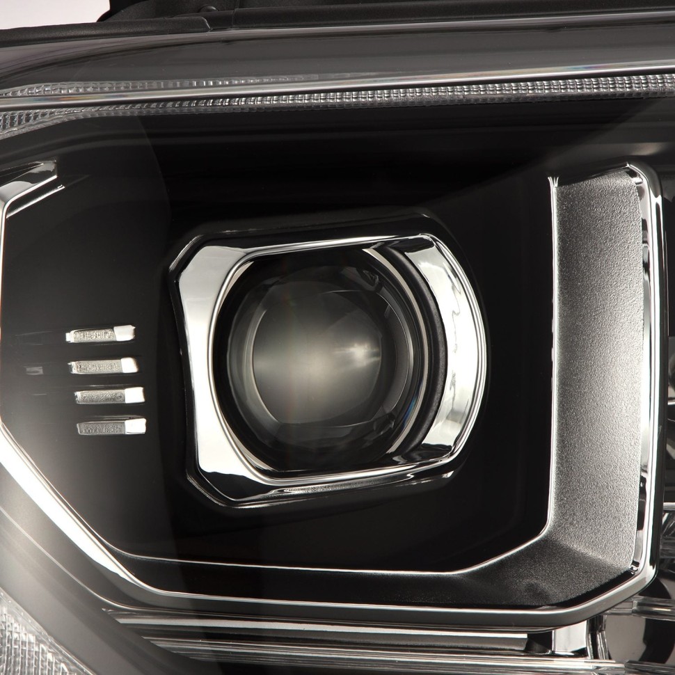 Комплект передних Led фар Toyota Tundra 14-21 LUXX-Series AlphaRex 880835