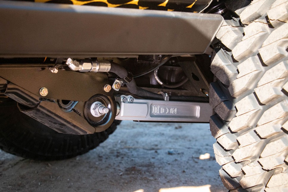 Койловер задний с резервуаром регулируемый Ford Bronco 21-26 2.5 VS Remote Reservoir CDCV Lift 1.25-3" Icon Vehicle Dynamics 48710C Пара