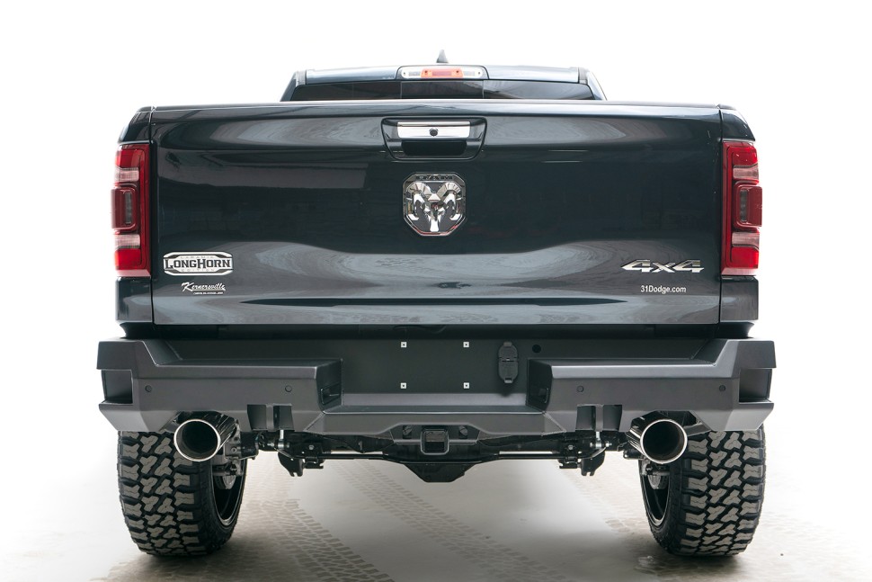 Задний бампер Dodge Ram 1500 19-26 Premium Fab Fours DR19-W4251-1