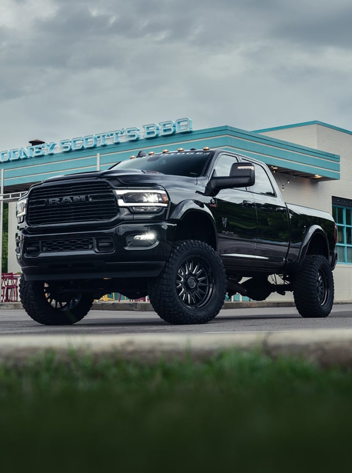 Колісний диск Raised Wheels 802 Double Black Milled 20x10 ET -18 MR80221060518N