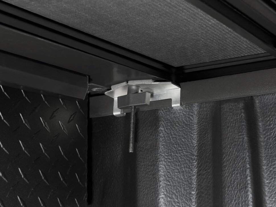 Extang 93972 Trifecta Toolbox 2.0 Soft Folding Tonneau Cover Nissan Titan/Titan XD 17-19 8'3"