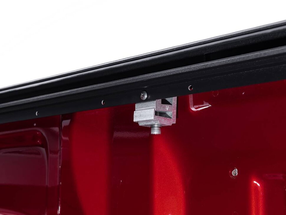 Roll-N-Lock LG532M M-Series Manual Retractable Tonneau Cover Toyota Tacoma 24-25 5'