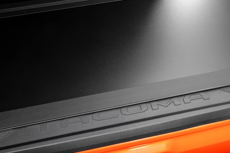 Кришка багажника складана Toyota Tacoma 24-26 6'2" Select UnderCover SL44020