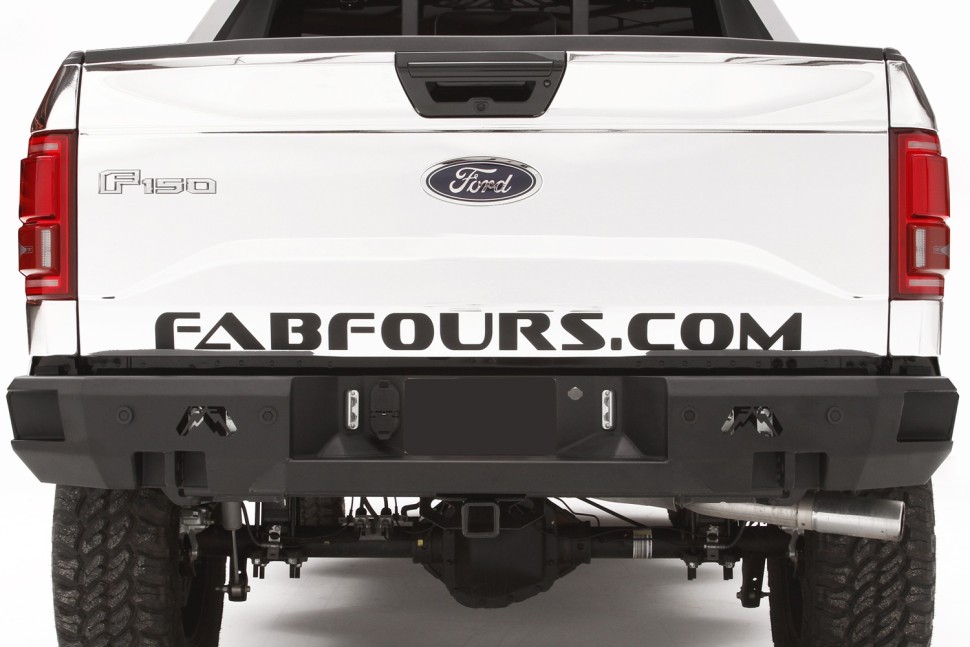 Задний бампер Ford F-150 15-20 Premium Fab Fours FF15-W3251-1