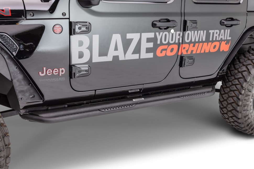 Подножки Jeep Wrangler JL 18-23 4 Door Dominator Xtreme DS Go Rhino DS4506T