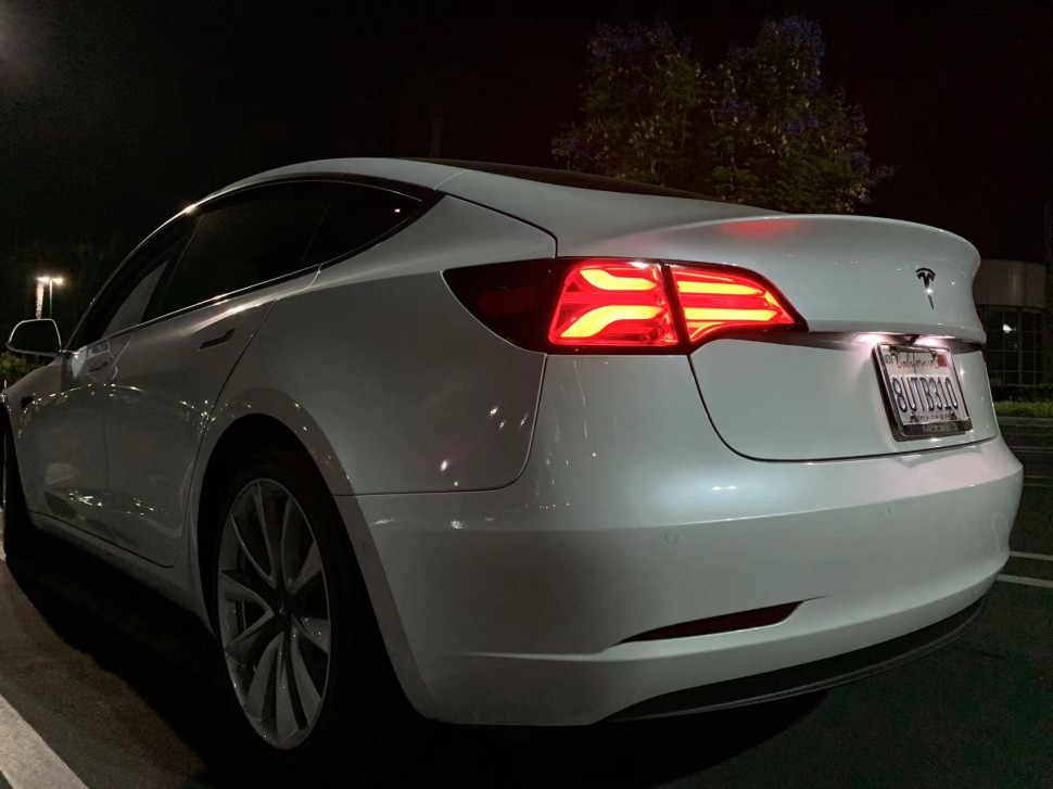 AlphaRex 601030 PRO-Series Led Tail Lights Tesla Model Y/Model 3 20-24