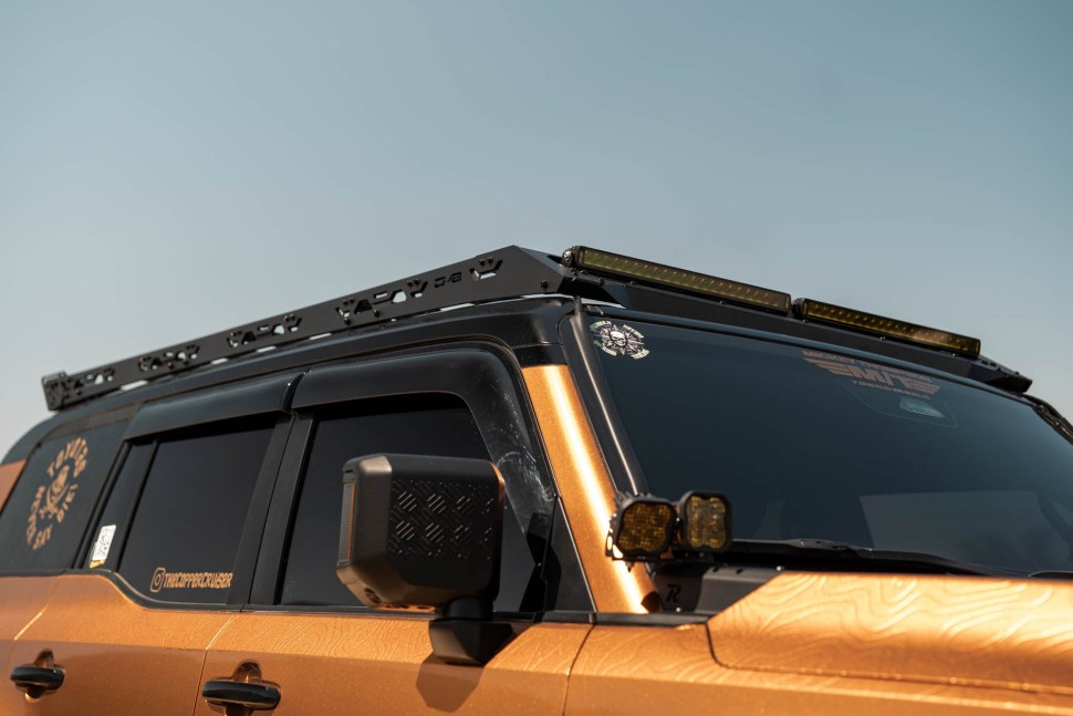 Крепление для света на багажник Lexus GX550/Toyota Land Cruiser 250 24-25 DV8 Offroad RRTL4-01L