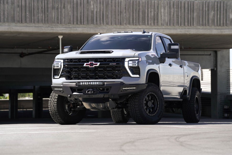 Передний бампер под лебёдку Chevrolet Silverado 2500/3500 24-25 Addictive Desert Designs F820335070103