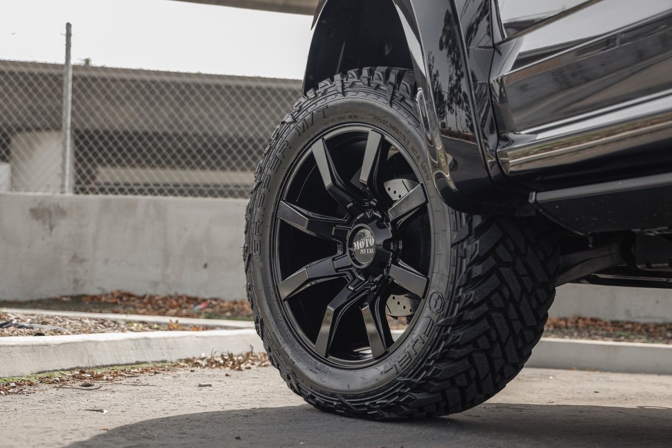 Колесный диск Moto Metal Spider Gloss Black 20x10 ET-18 MO80421067318N