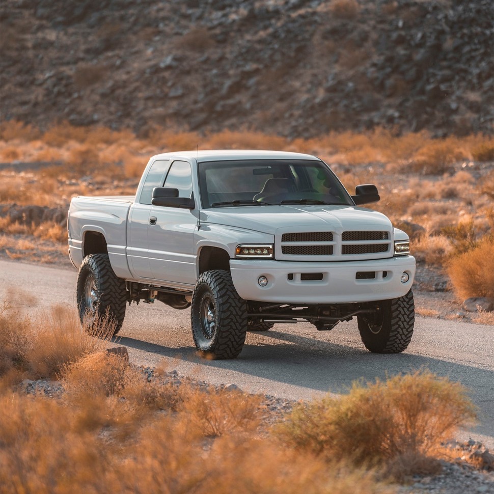 Комплект передних Led фар Dodge Ram 1500/2500/3500 94-02 NOVA-Series AlphaRex 880350