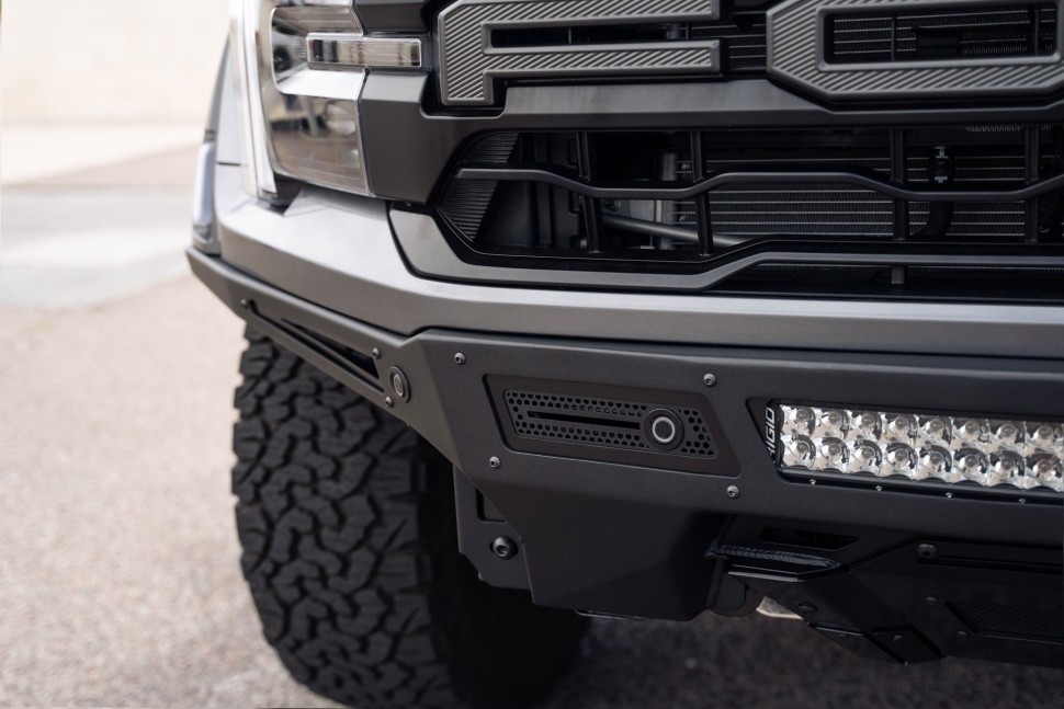 Передний бампер Ford F-150 Raptor 21-25 Addictive Desert Designs F210185080103