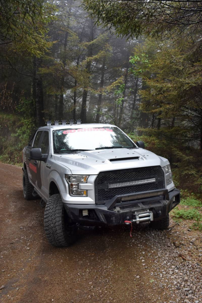 Передний бампер Toyota Tundra 14-21 BR5 Replacement Go Rhino 24178T