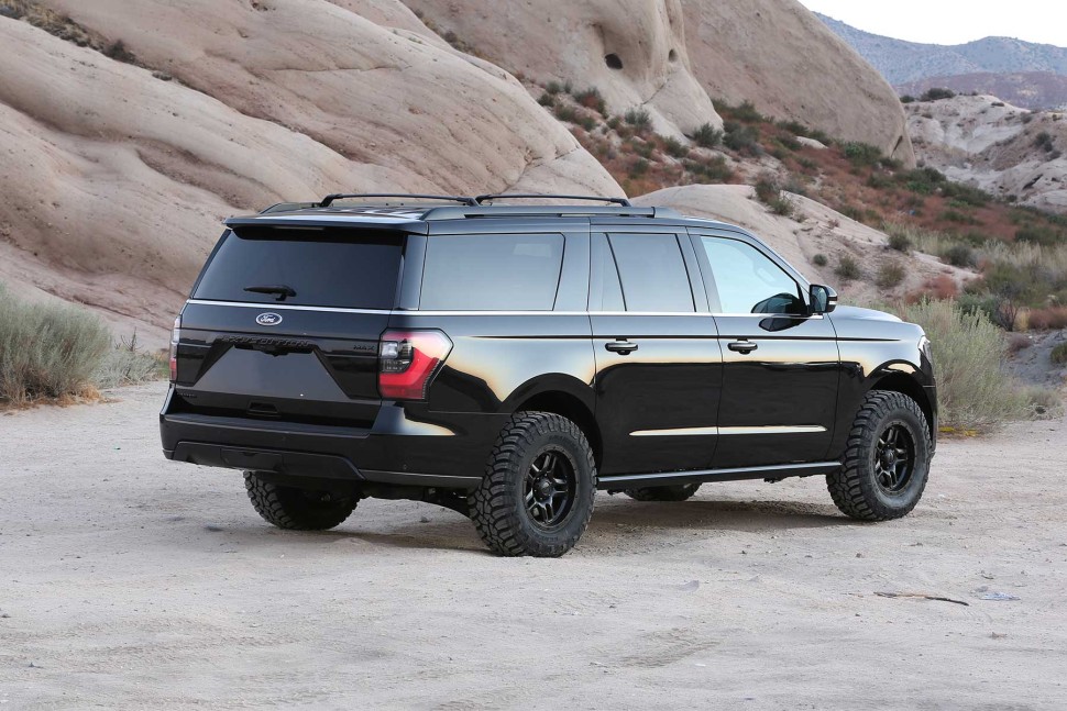 Комплекты выравнивания подвески Ford Expedition 18-20 Lift 1.5" Fabtech FTL5211