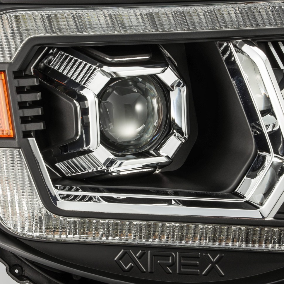 Комплект передних Led фар Toyota Tacoma 05-11 LUXX-Series AlphaRex 880741