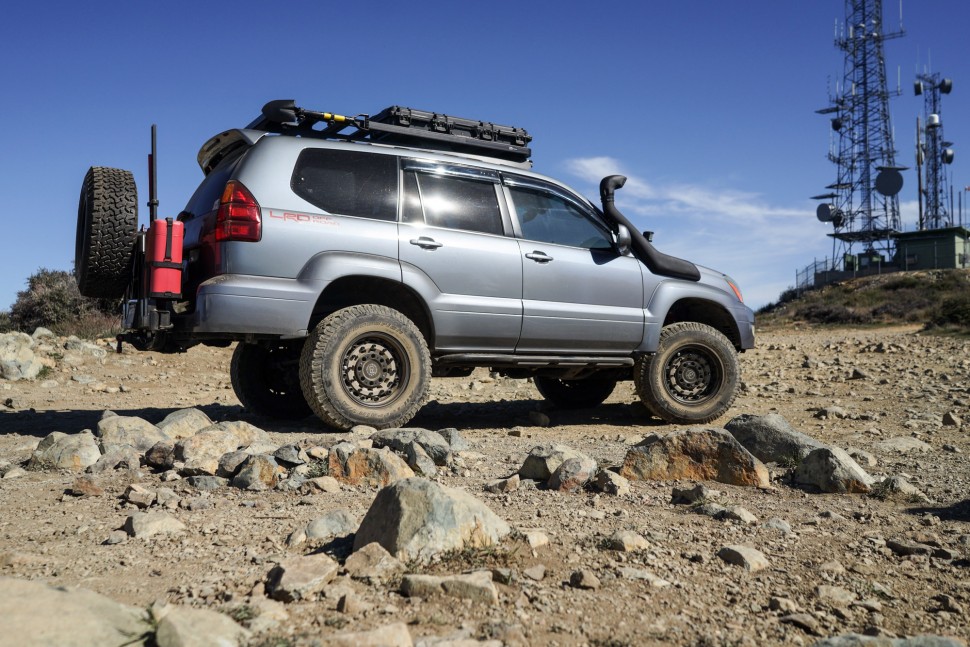 Black Rhino 1895ARS-88165D22 Arsenal Wheel Sand On Black 18x9.5 -18