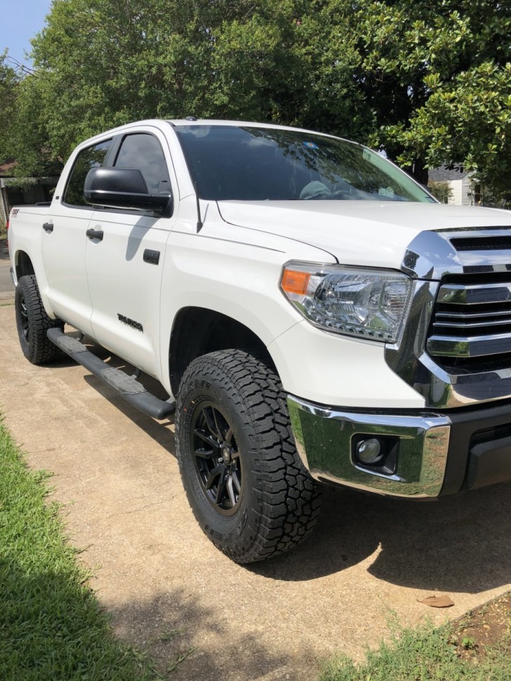 Колісний диск Icon Vehicle Dynamics Vector 6 Satin Black 17x8.5 ET+6 2417856350SB