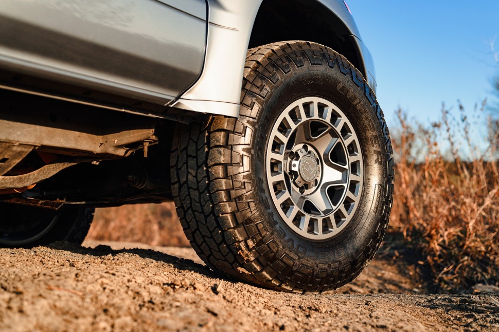 Колісний диск Black Rhino York Matte Black 17x8 ET+35 1780YRK355120M76