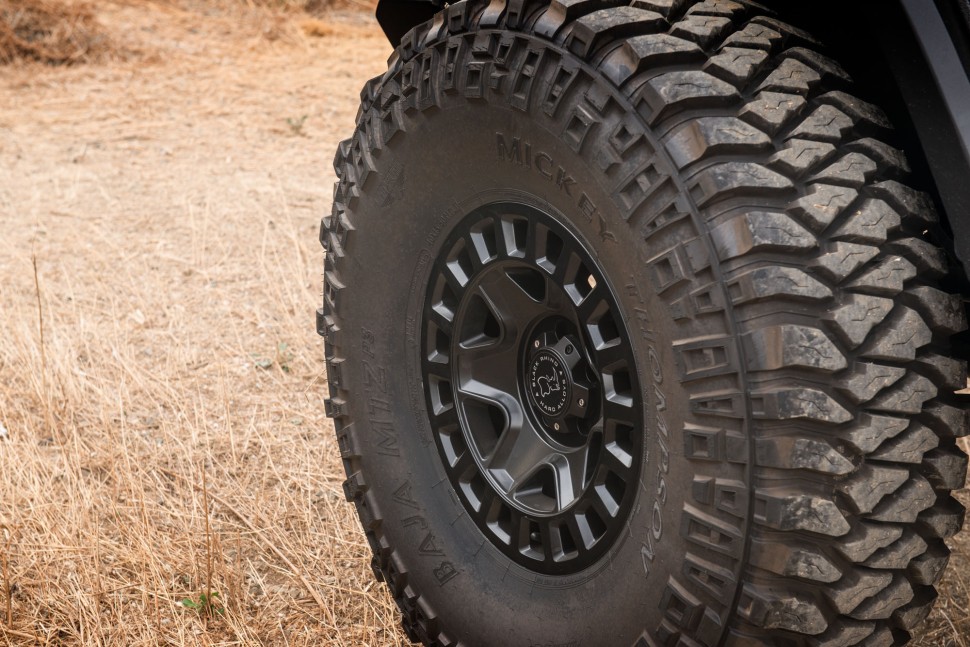 Колісний диск Black Rhino York Matte Black 17x8 ET+35 1780YRK355120M76