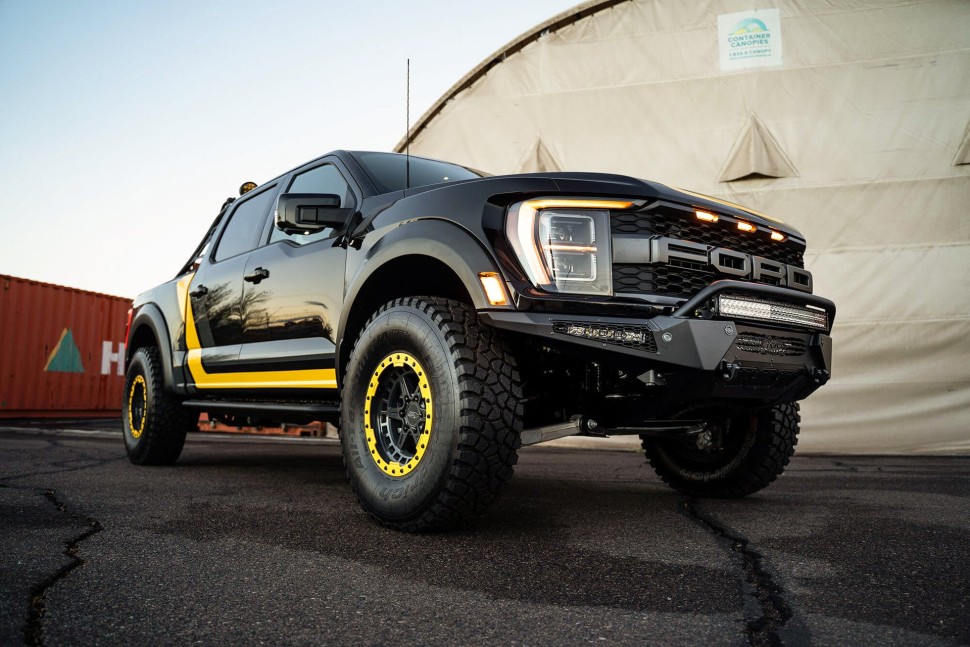Передний бампер Ford F-150 Raptor/Raptor R 21-25 Addictive Desert Designs F210221180103