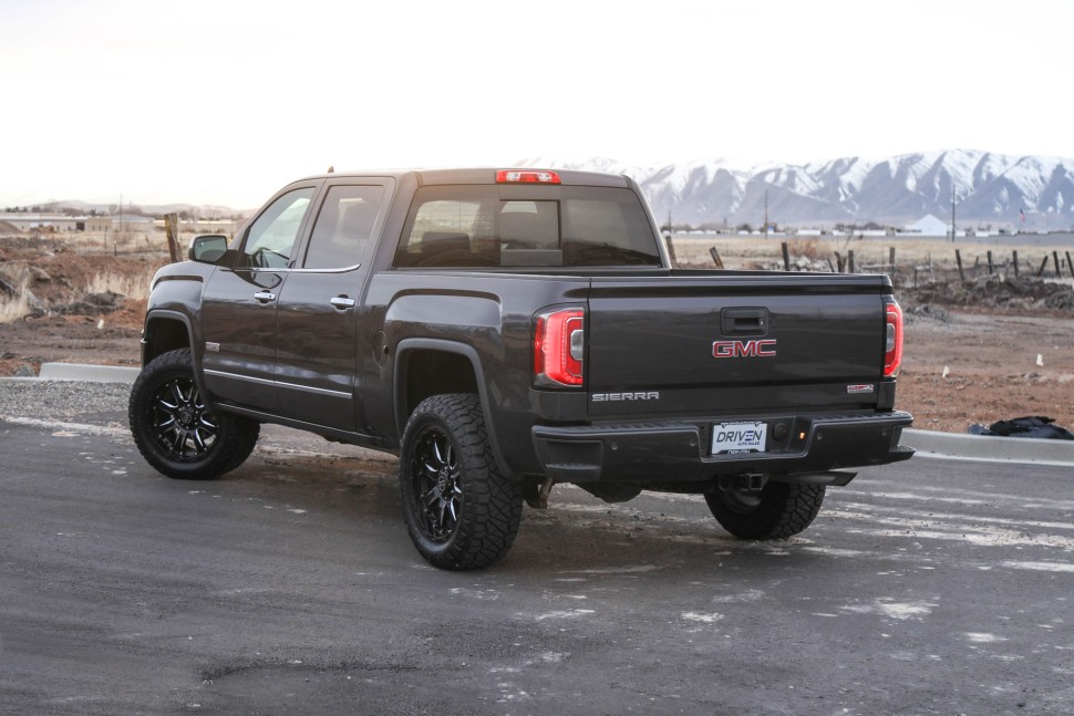 Колесный диск Black Rhino Sierra Gloss Black W/Milled Spokes 20x10 ET-23 2010SRA-35127B78